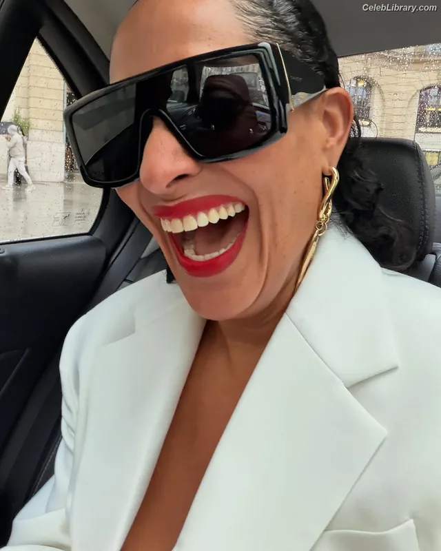 Tracee Ellis Ross photo 8 of 629