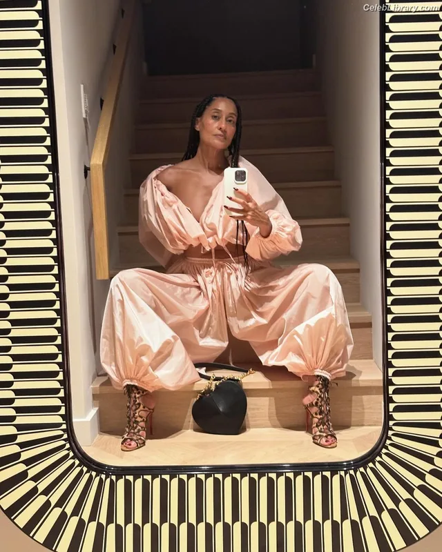Tracee Ellis Ross photo 12 of 629