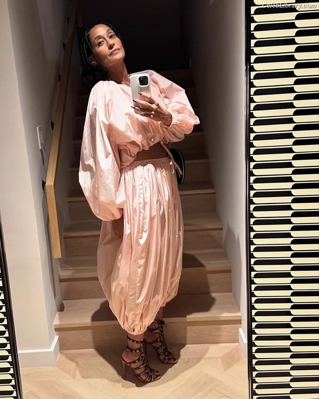 Tracee Ellis Ross photo 14 of 629