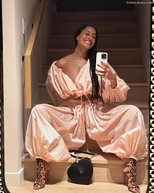 Tracee Ellis Ross photo 15 of 629