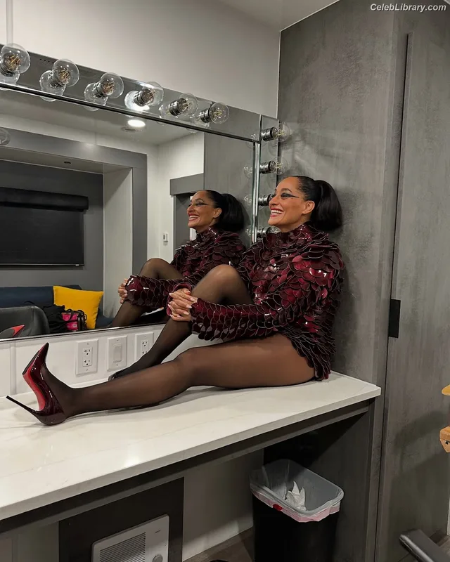 Tracee Ellis Ross photo 18 of 629