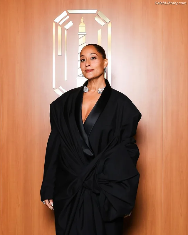 Tracee Ellis Ross photo 16 of 629