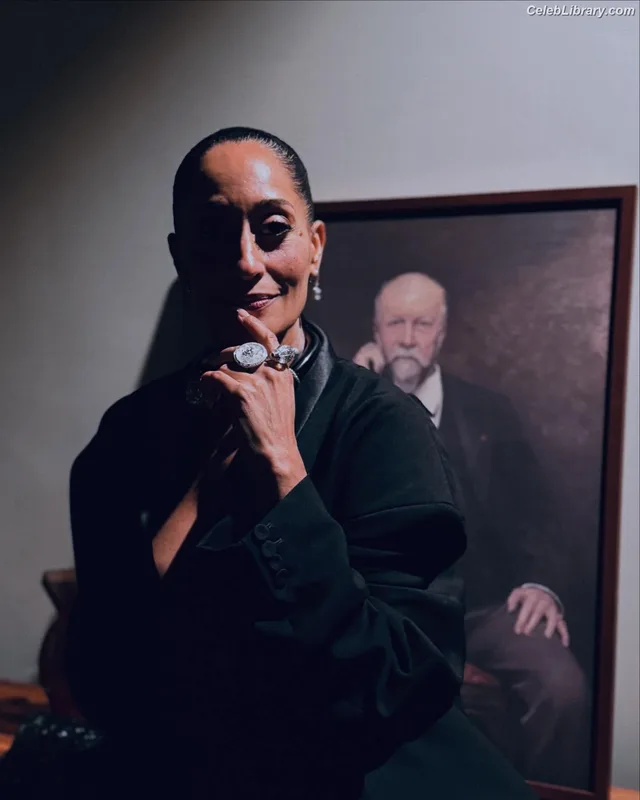Tracee Ellis Ross photo 17 of 629