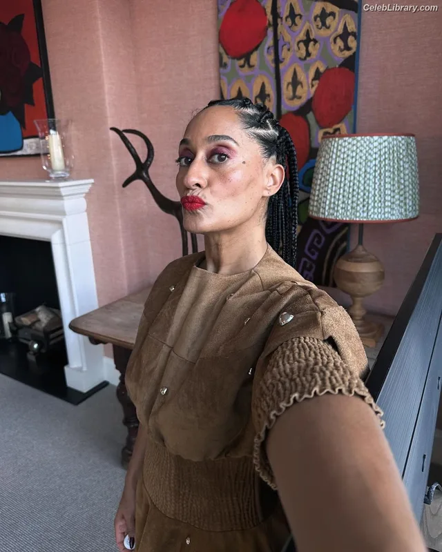 Tracee Ellis Ross photo 3 of 629