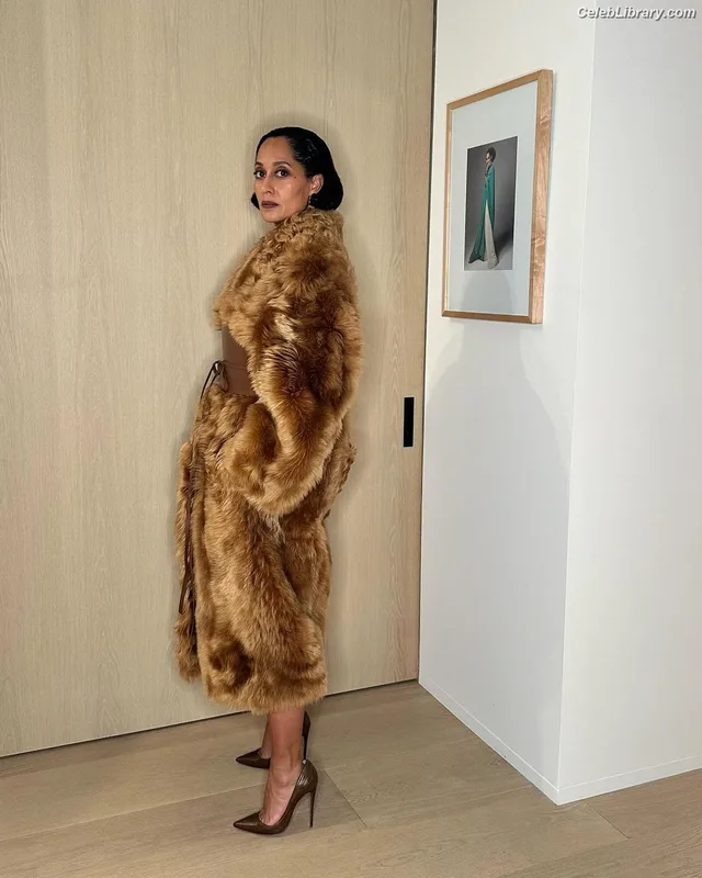 Tracee Ellis Ross photo 23 of 629
