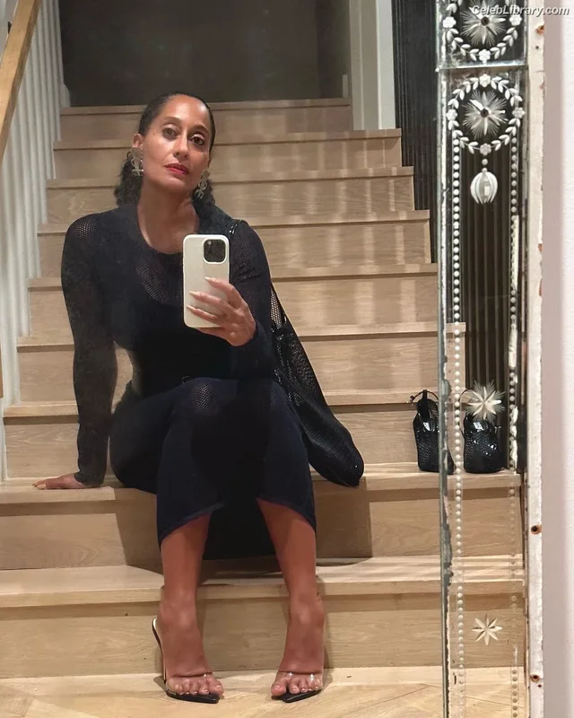 Tracee Ellis Ross photo 4 of 629
