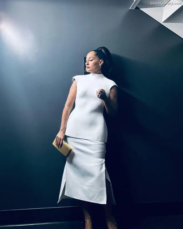 Tracee Ellis Ross photo 9 of 629