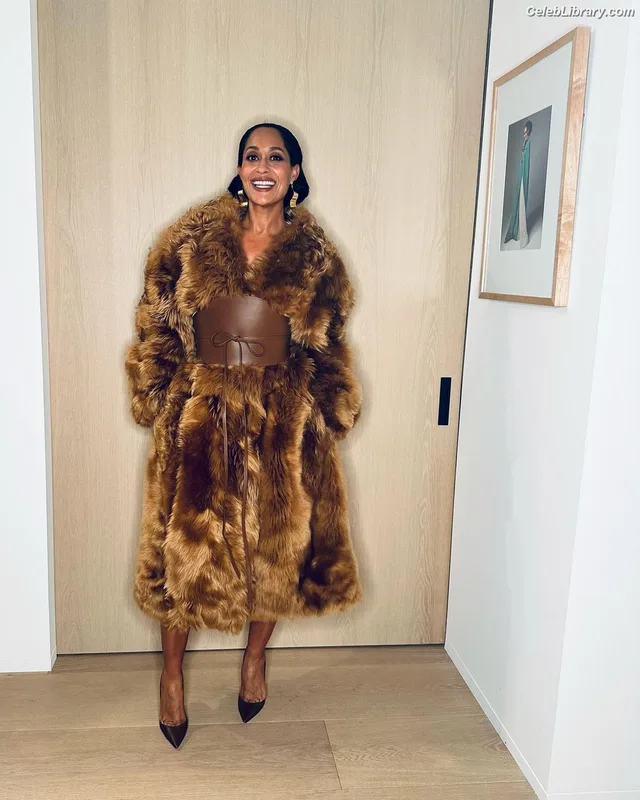 Tracee Ellis Ross photo 21 of 629