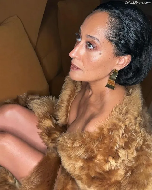 Tracee Ellis Ross photo 23 of 629