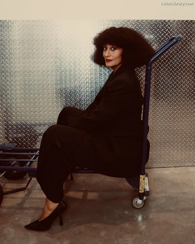 Tracee Ellis Ross photo 6 of 629