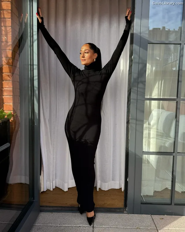 Tracee Ellis Ross photo 10 of 629