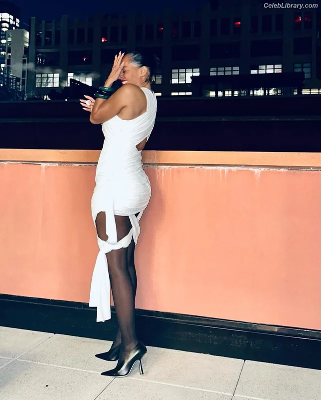 Tracee Ellis Ross photo 12 of 629