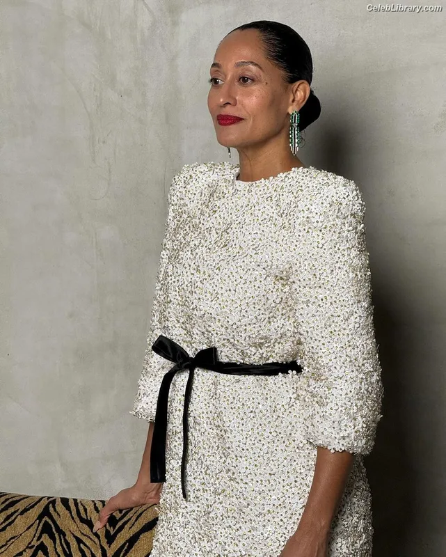 Tracee Ellis Ross photo 18 of 629