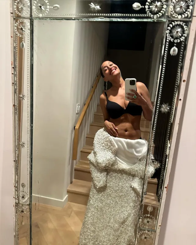 Tracee Ellis Ross photo 1 of 629