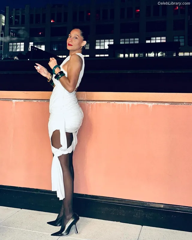 Tracee Ellis Ross photo 7 of 629