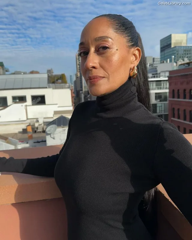 Tracee Ellis Ross photo 12 of 629
