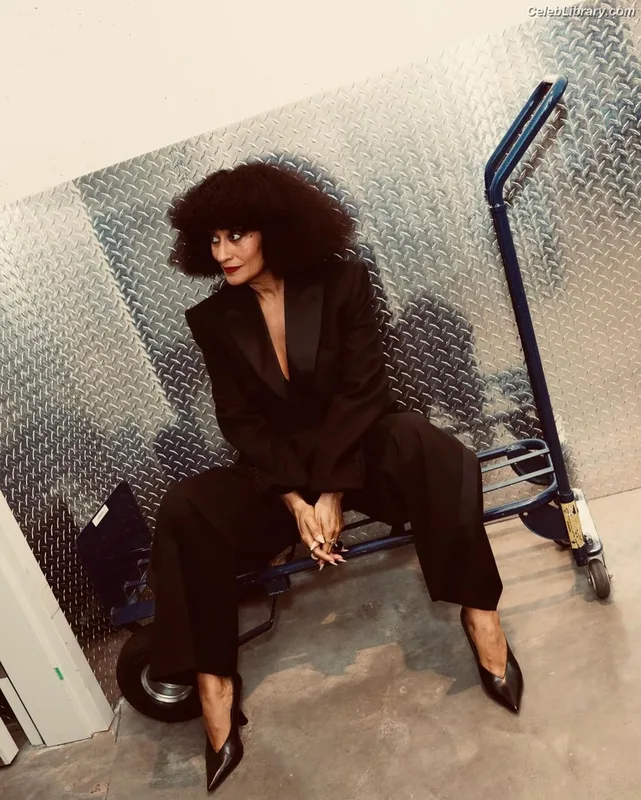 Tracee Ellis Ross photo 21 of 629