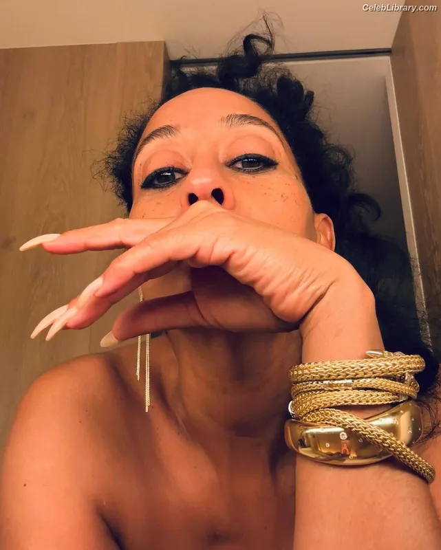 Tracee Ellis Ross photo 23 of 629