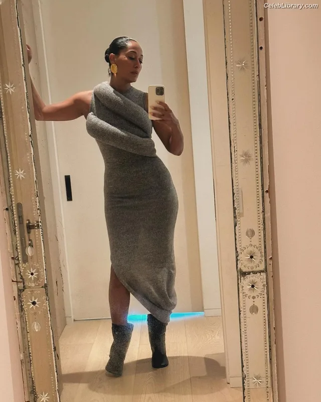 Tracee Ellis Ross photo 14 of 629
