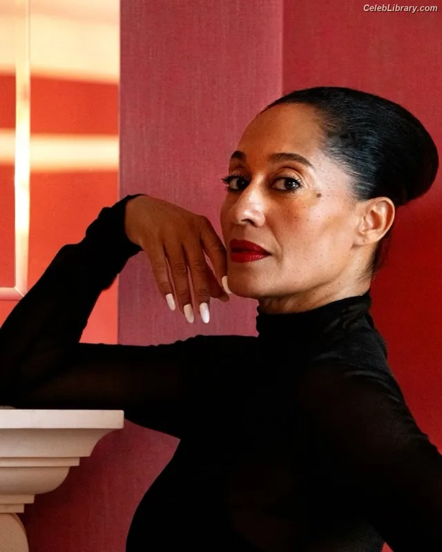 Tracee Ellis Ross photo 15 of 629