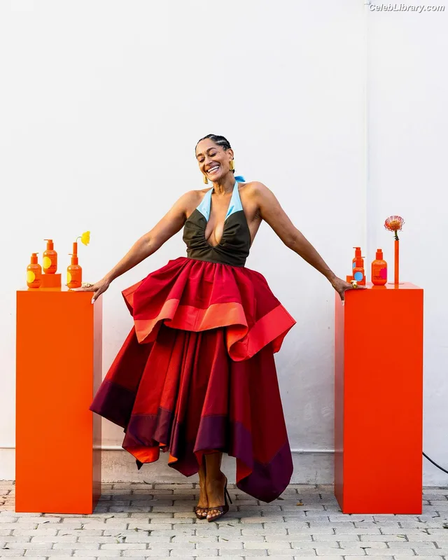 Tracee Ellis Ross photo 21 of 629