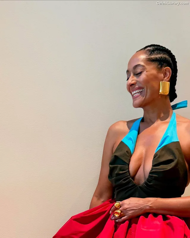 Tracee Ellis Ross photo 23 of 629