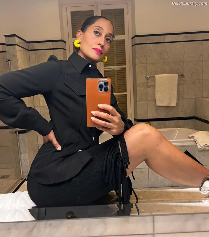 Tracee Ellis Ross photo 15 of 629