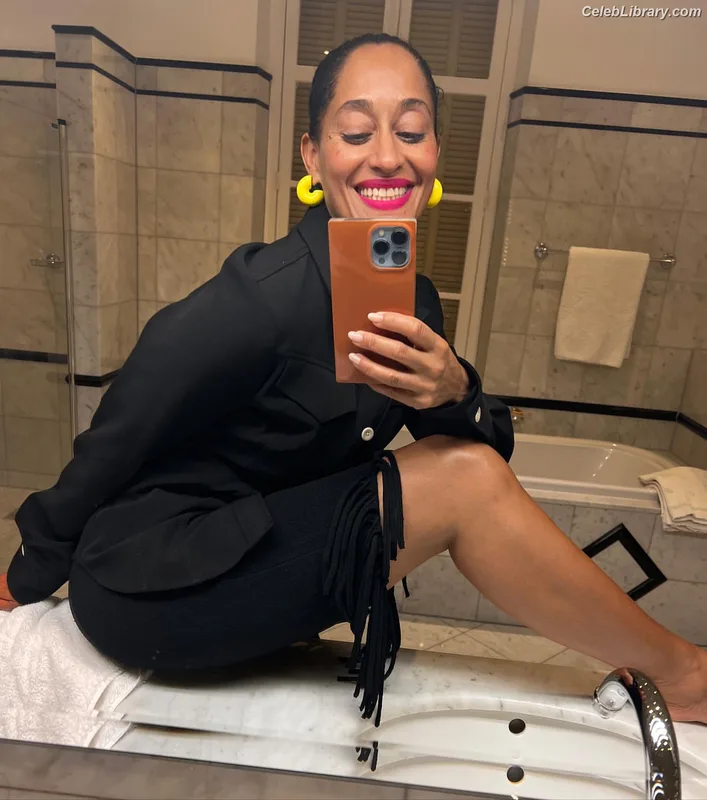 Tracee Ellis Ross photo 16 of 629