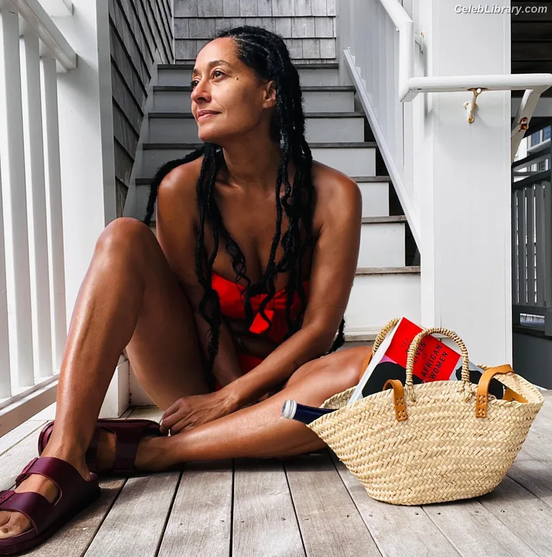 Tracee Ellis Ross photo 17 of 629