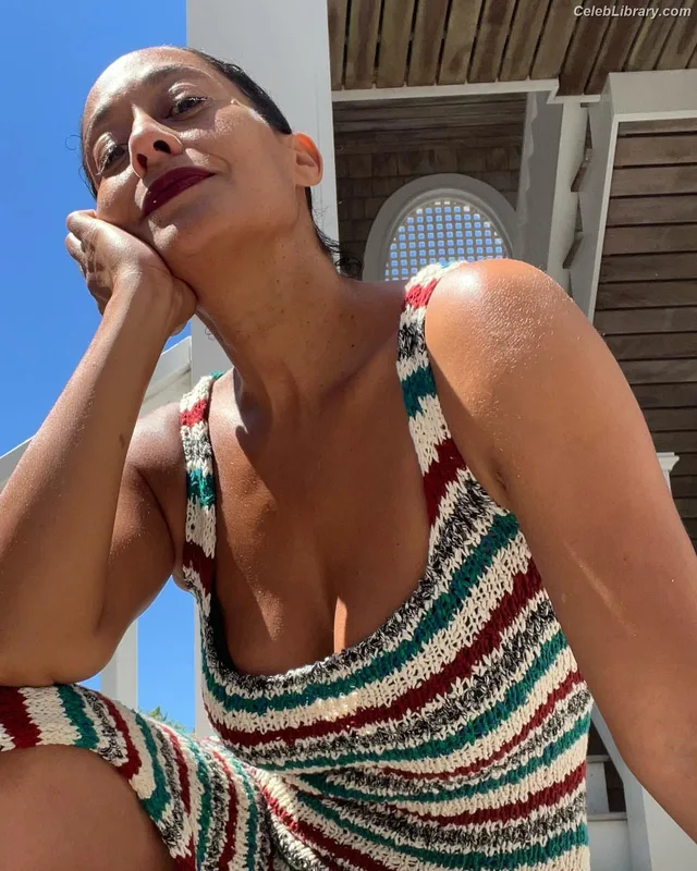 Tracee Ellis Ross photo 18 of 629