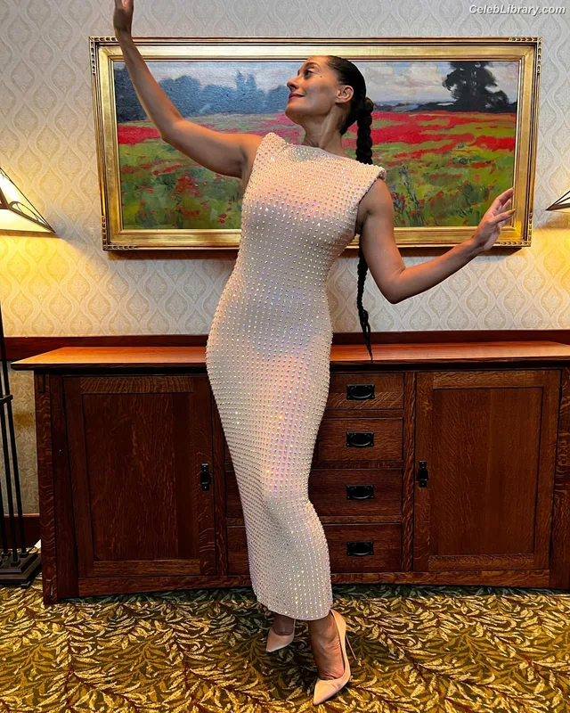 Tracee Ellis Ross photo 7 of 629