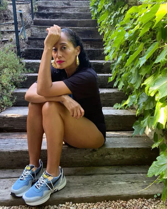 Tracee Ellis Ross photo 17 of 629