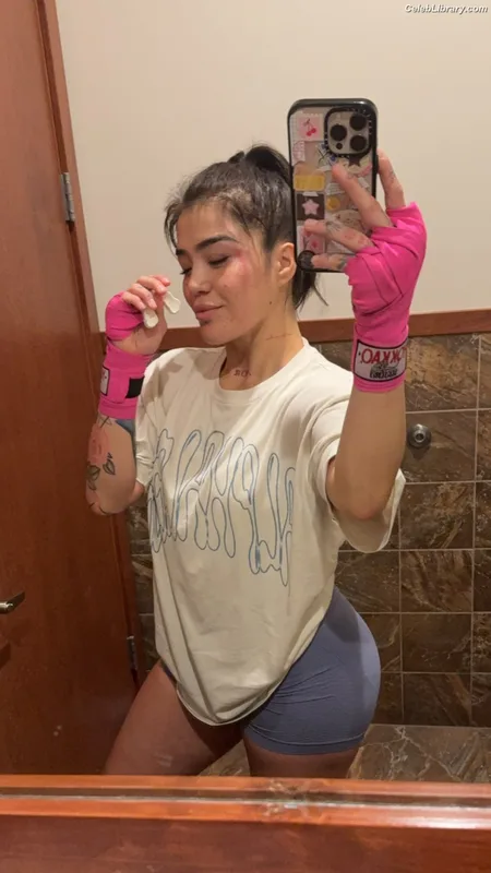 Tracy Cortez photo 1 of 357