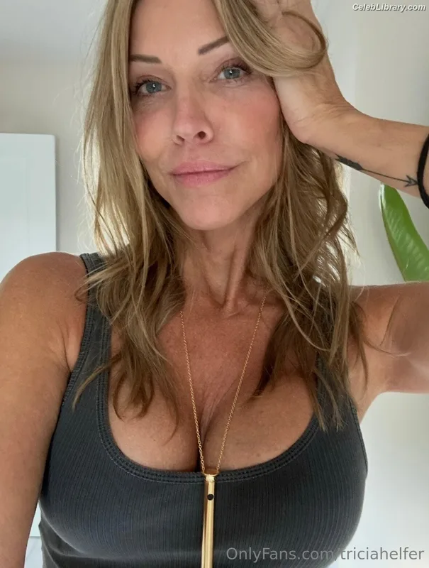 Tricia Helfer photo 21 of 894
