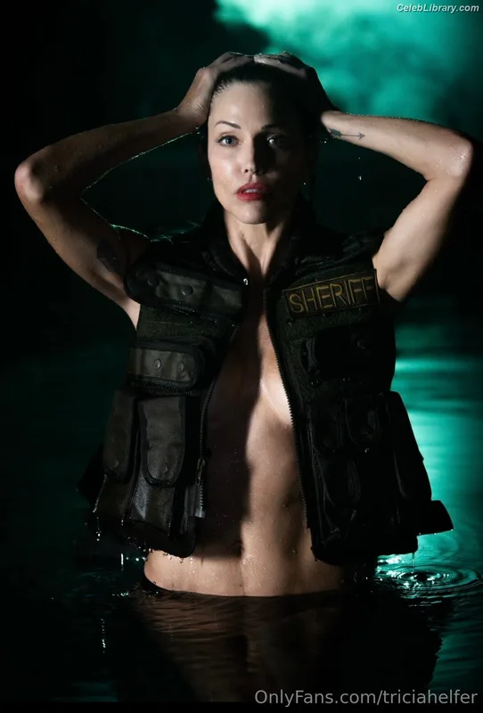 Tricia Helfer photo 23 of 894