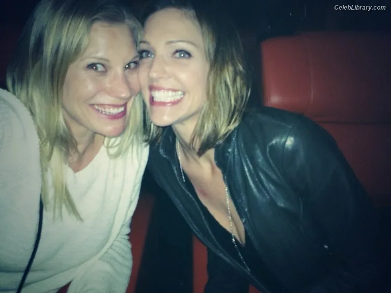 Tricia Helfer photo 6 of 894