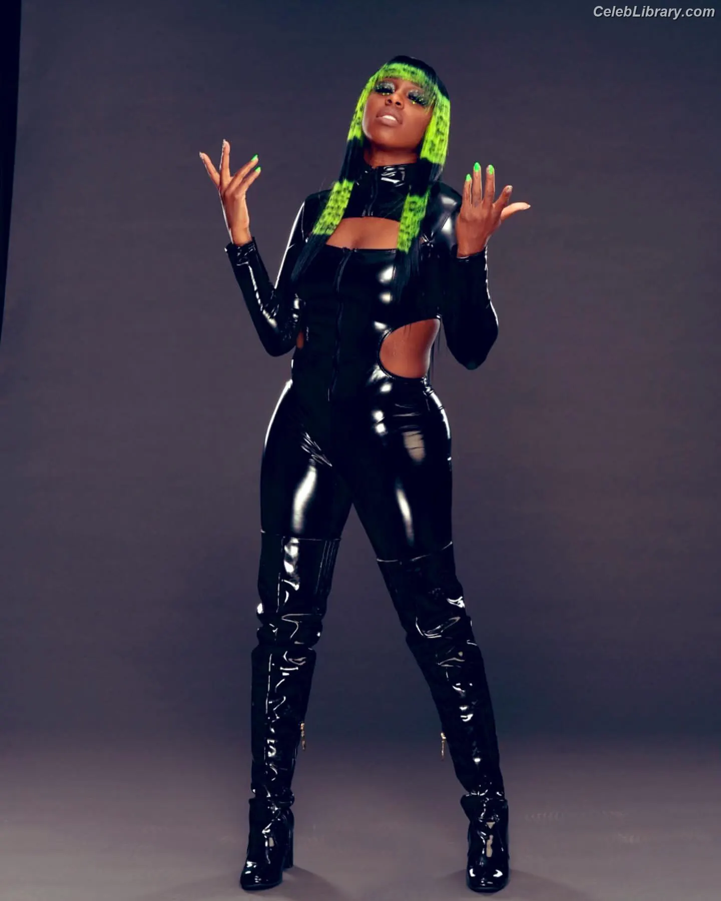 Trinity Fatu (Naomi) photo 20 of 394