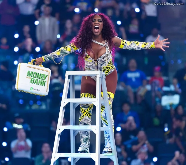Trinity Fatu (Naomi) photo 8 of 404