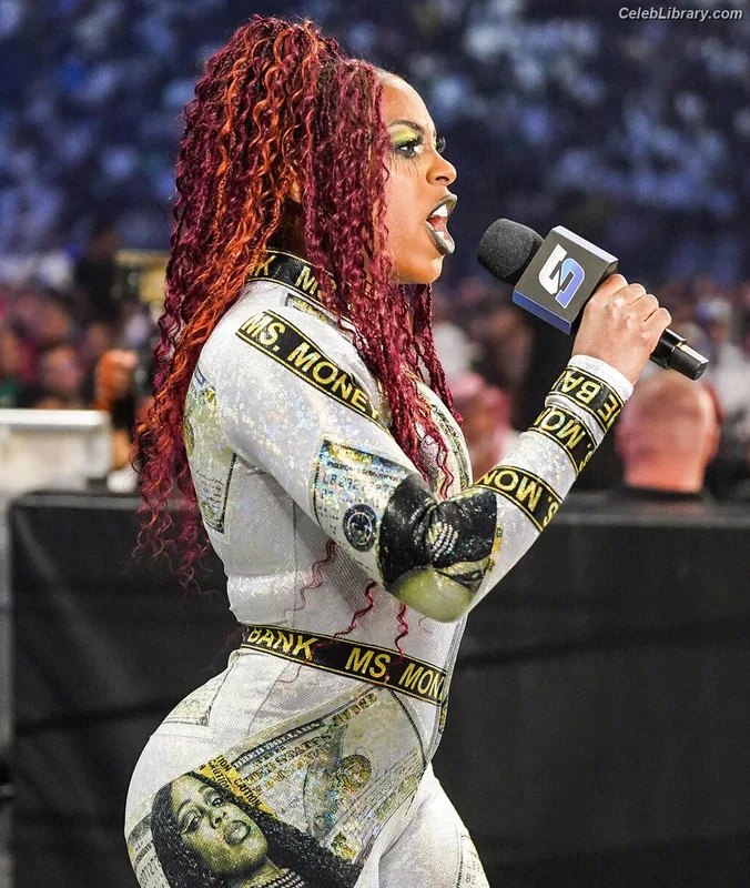 Trinity Fatu (Naomi) photo 11 of 404