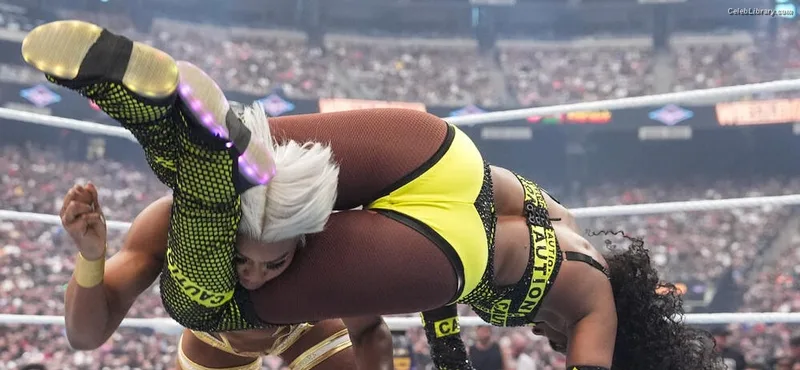 Trinity Fatu (Naomi) photo 17 of 404