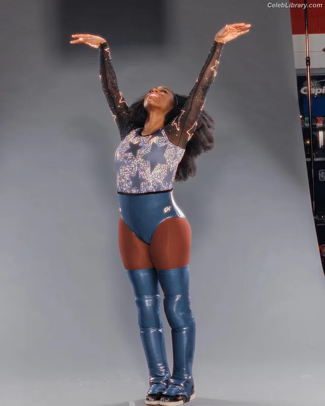 Trinity Fatu (Naomi) photo 6 of 404