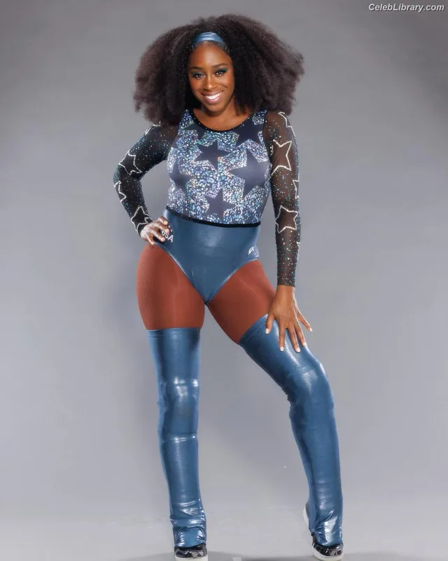 Trinity Fatu (Naomi) photo 7 of 404