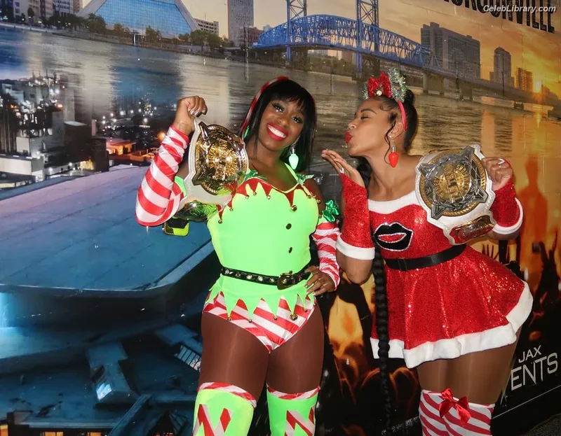 Trinity Fatu (Naomi) photo 13 of 404