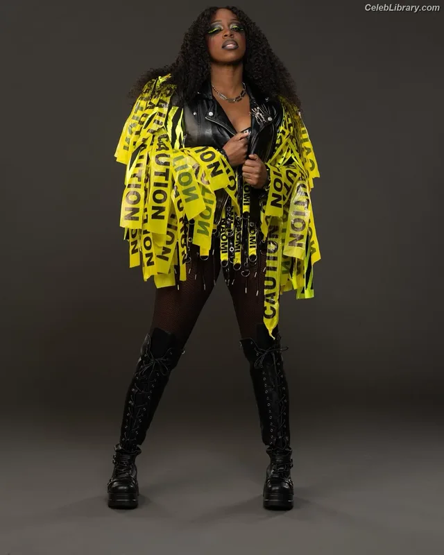 Trinity Fatu (Naomi) photo 20 of 404