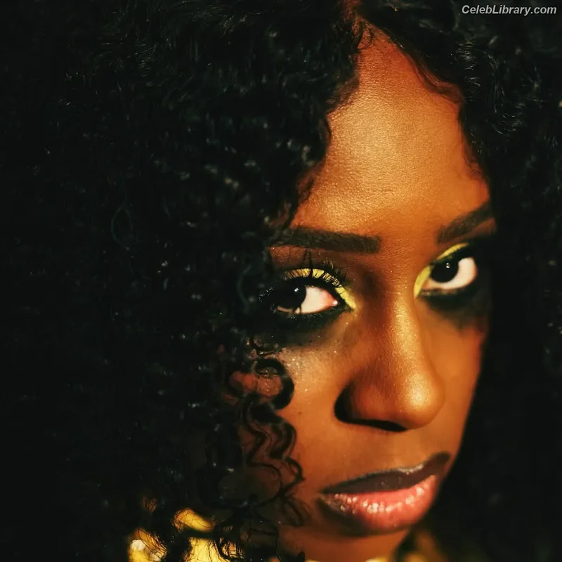 Trinity Fatu (Naomi) photo 24 of 404
