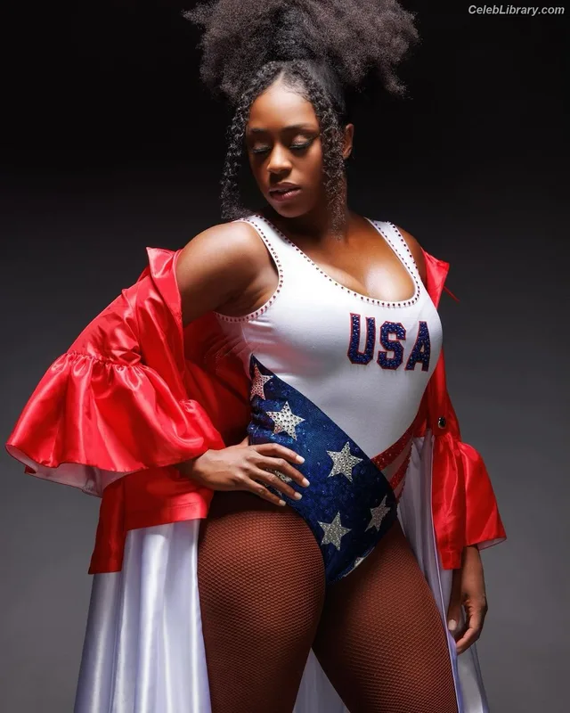 Trinity Fatu (Naomi) photo 1 of 404