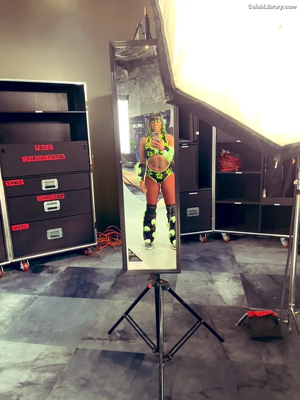 Trinity Fatu (Naomi) photo 20 of 404