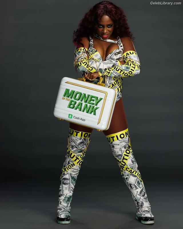 Trinity Fatu (Naomi) photo 6 of 404