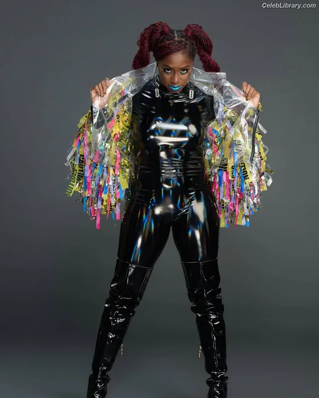 Trinity Fatu (Naomi) photo 23 of 404