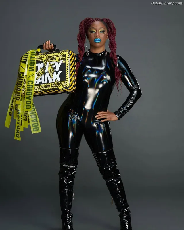 Trinity Fatu (Naomi) photo 1 of 404